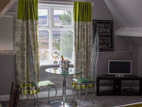 James' Place At Brynawel Merthyr Tydfil Buitenkant foto